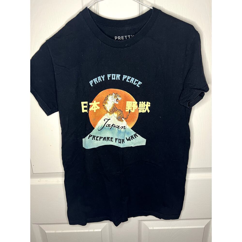 Pretty Vacant size Small Graphic tee